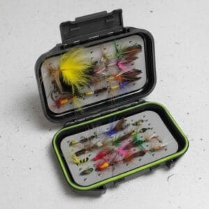 Kit 48 Moscas Premium Genki En Estuche Rígido Pesca Fly Negro